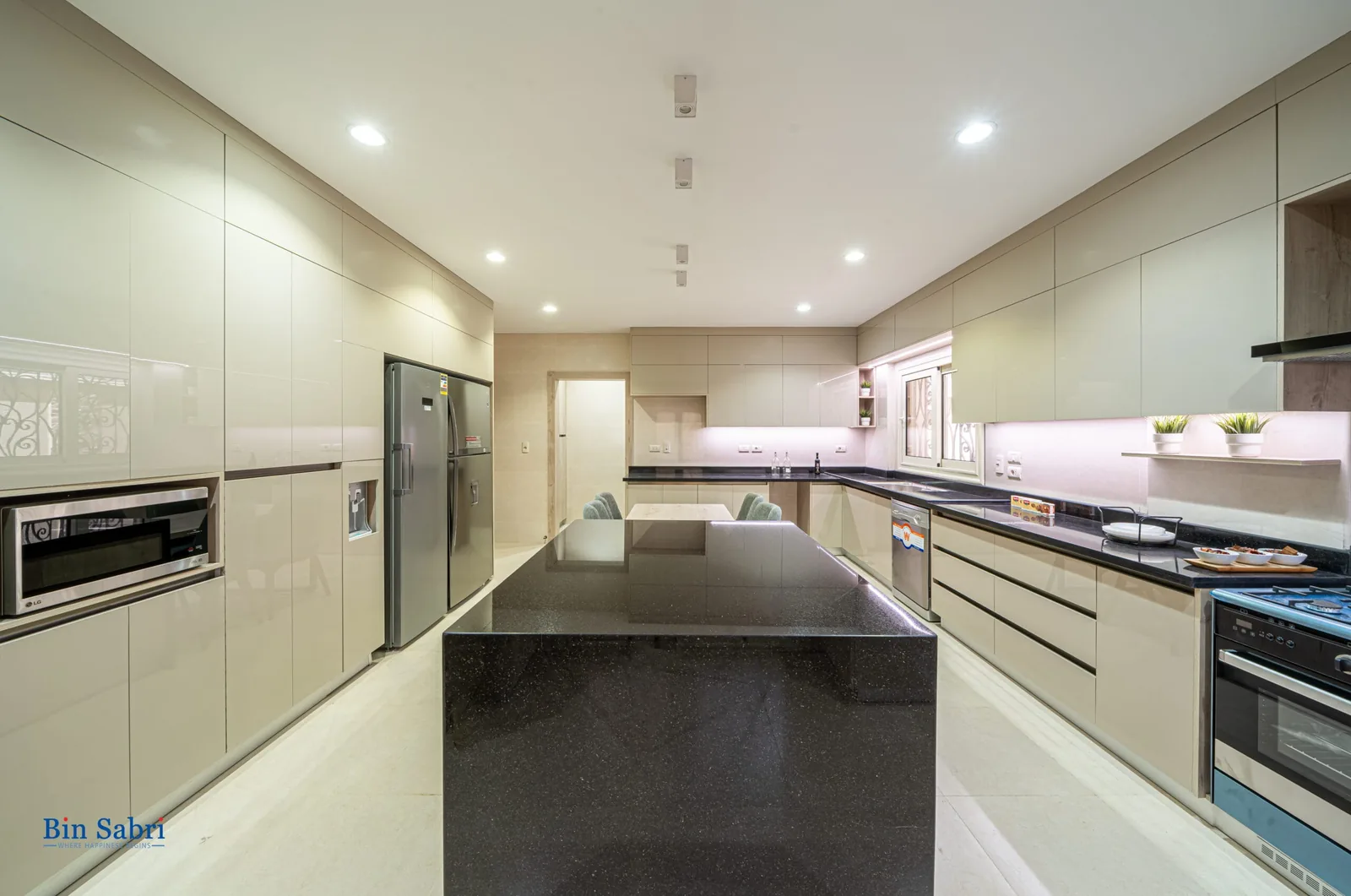 High Gloss Alvic