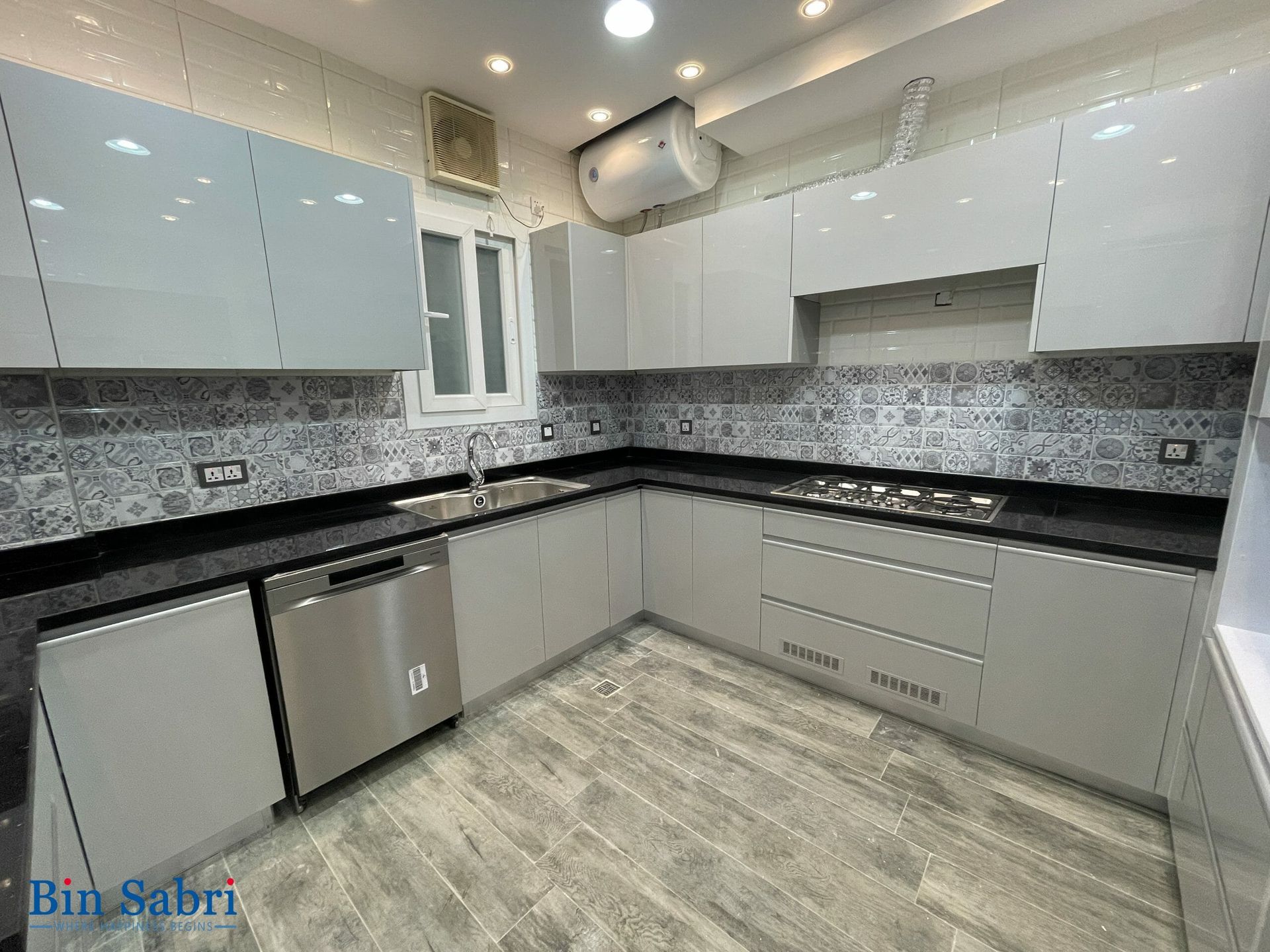 مطبخ كامل مساعات صغيرة 2025