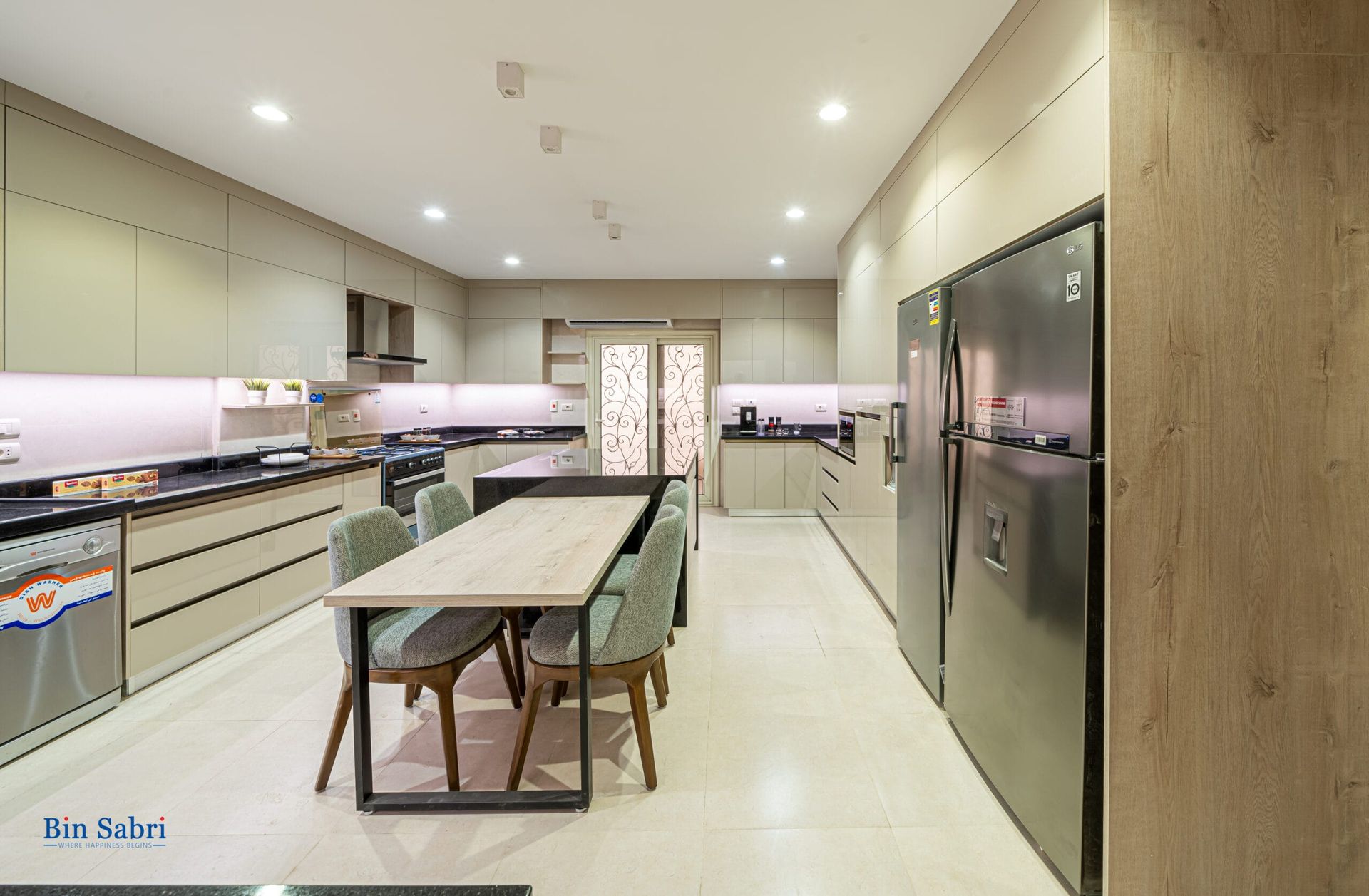 modern alvic kitchens