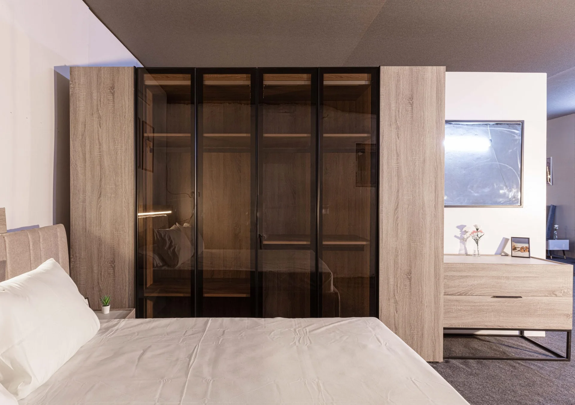 Bedroom #805 — 4