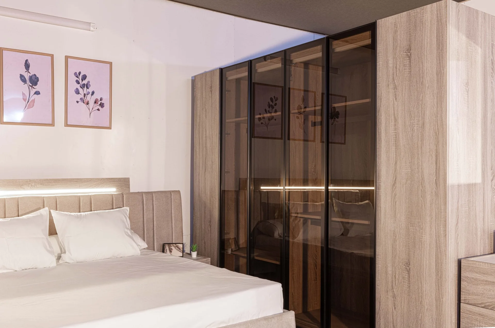 Bedroom #805